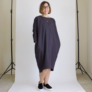 BLACK CRANE BLACK BUD DRESS - L - OVERSIZED/PLUS - rt $200, sold out